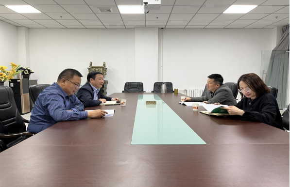 集团员工总会到德信体育官网进行调研