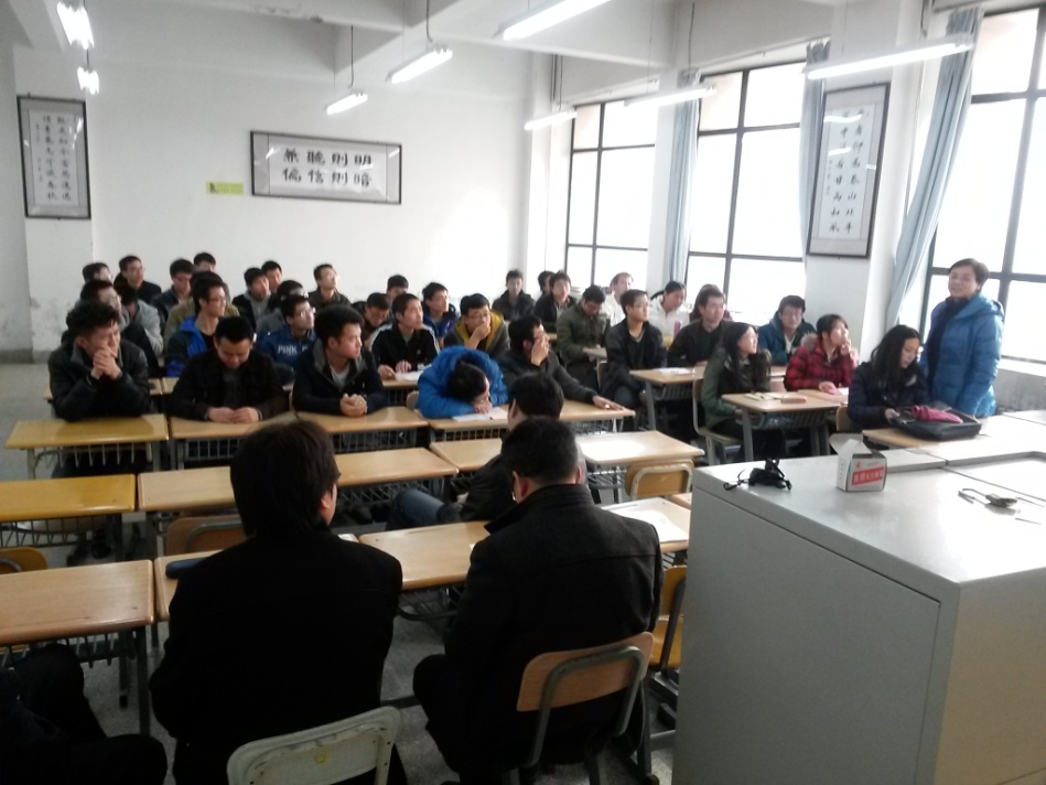 德信体育官网举行师生座谈会暨2015届毕业生毕业设计双选活动