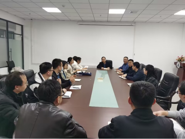 德信体育官网积极响应“开学第一课”召开辅导员、班主任工作会议