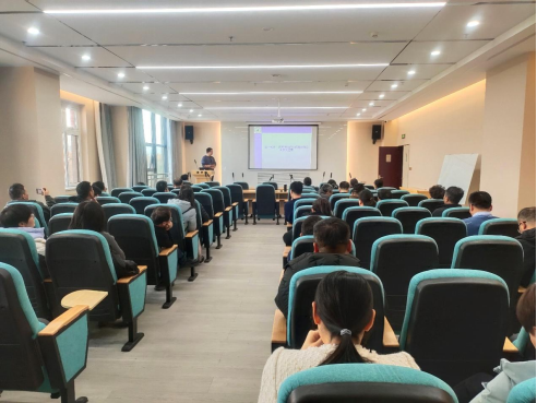 喜迎党代会∣德信体育官网数学教师党支部“党建+教师业务能力提升计划”之学术交流会顺利举办