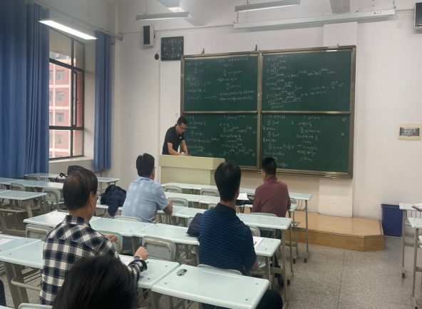 党建+教师业务能力提升计划丨公司开展新入职教师试讲活动