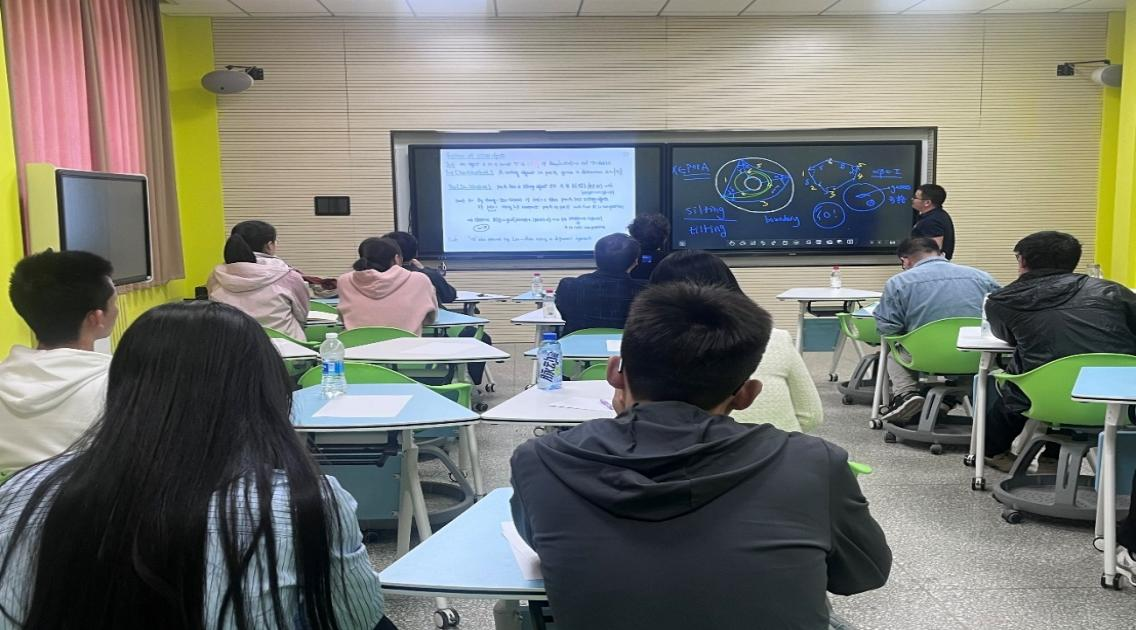 德信体育官网邀请南京大学汪正方副教授来校开展学术交流